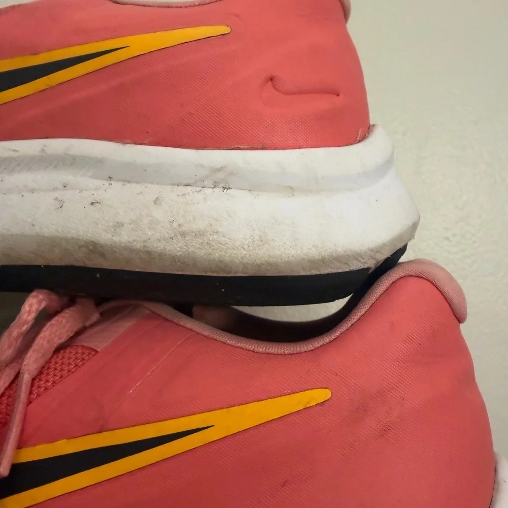 Nike star runner foam Kids 4.5 Pink sneakers active walk run